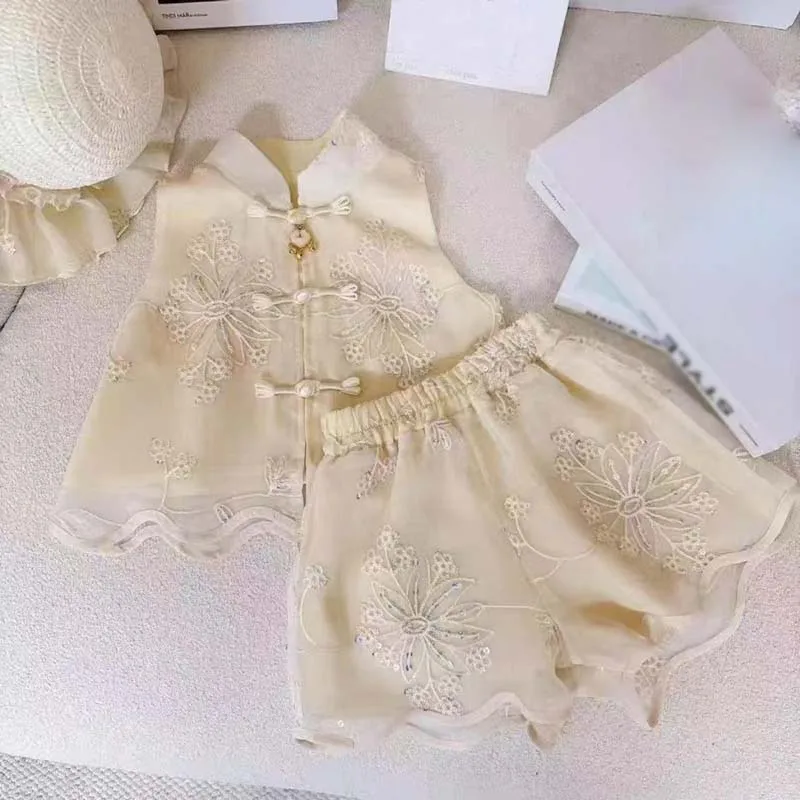 

New summer Chinese Hanfu sleeveless top and shorts two-piece set