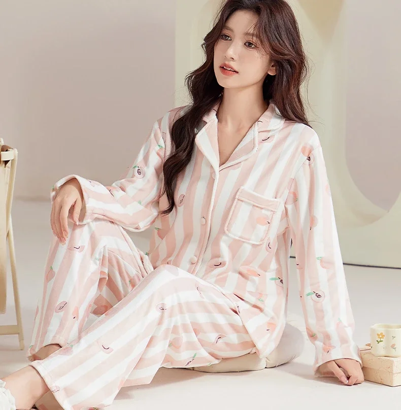 Female 2Pcs Pajamas Set Island Velvet Sleepwear Autumn Winter Home Clothing Pyjama Pour Femme Casual Loungewear