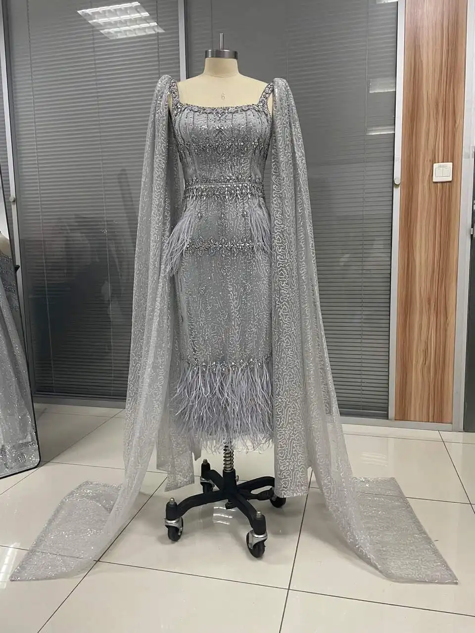 Real Photos Bling Gray Mermaid Arabic Evening Dress With Cape Luxury Feather Dubai Formal Dresses For Women Wedding Party