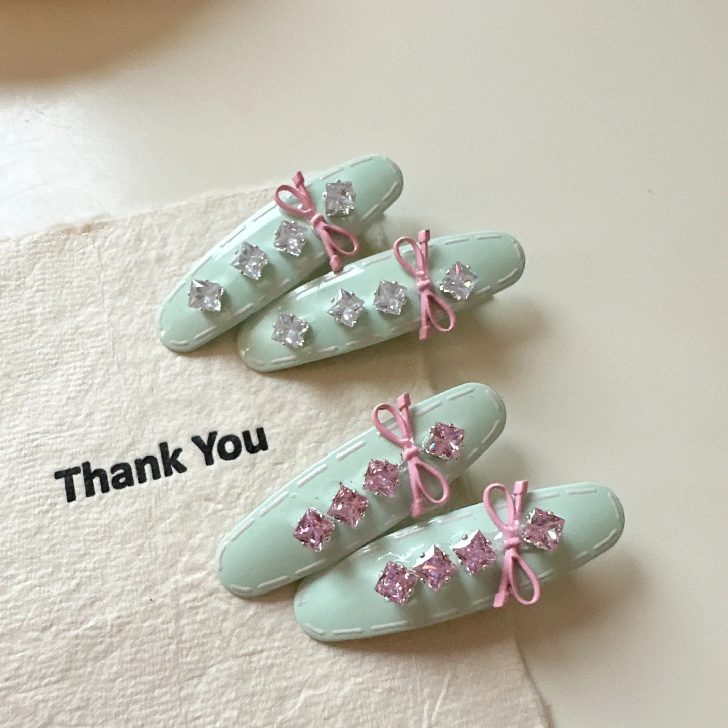 Cream Style Fresh Green Bow Hair Clips Pink Rhinestone Shiny Oval Bangs Side Hairpins Girls Daily Hair Accessories
