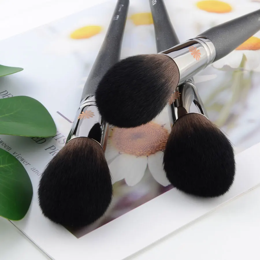 1pc Highlighter Makeup brushes P133 Powder contour blush Make up brush cosmetic tool synthetic hair