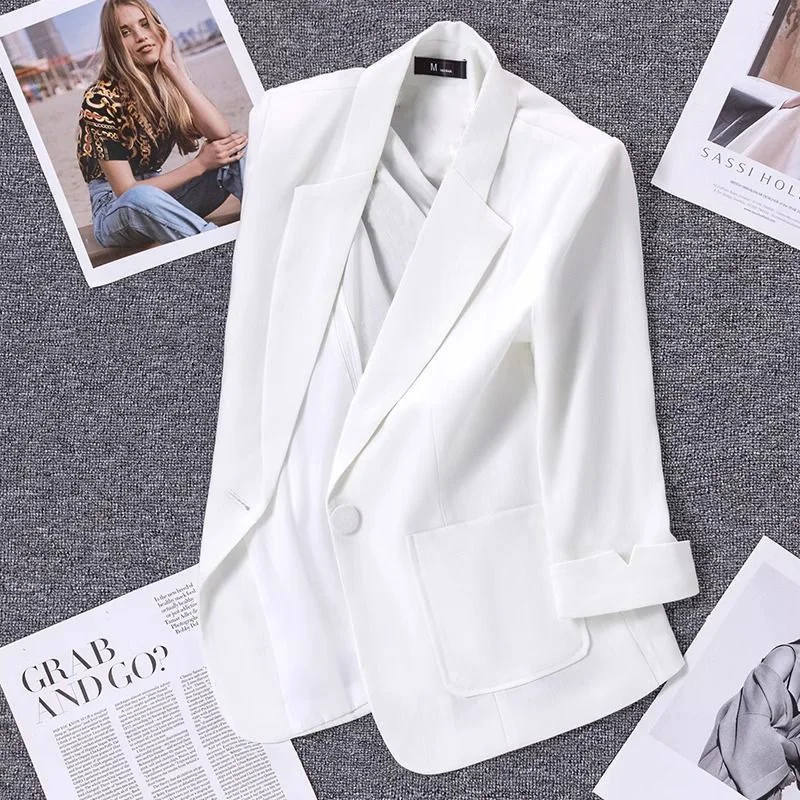 

Летний женский льняной пиджак 2026: тонкий, корейский стиль, премиум-класс, повседневный, укороченный, элегантный, для создания образа.