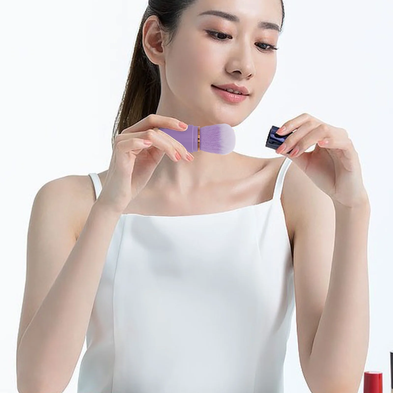 Mini Makeup Brush Foundation Powder Blush for Cheeks Lavender Plastic Highlighter