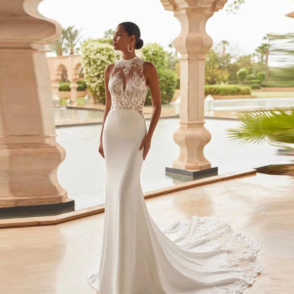 Customized Luxury Mermaid Lace Satin Halter Sexy Bridal Gown For Women Applique Sleeveless Train Bride Dress 2025