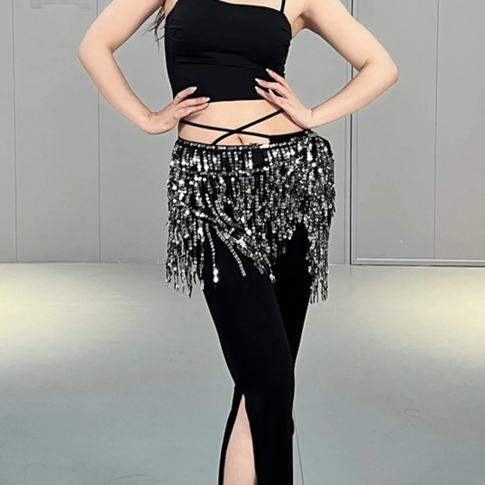 Écharpe de hanche de danse du ventre à paillettes brillantes, 4 couleurs scintillantes, chaînes de taille pour femmes, pompon, jupe de danse élégante, ceintures de taille, danseuse latine