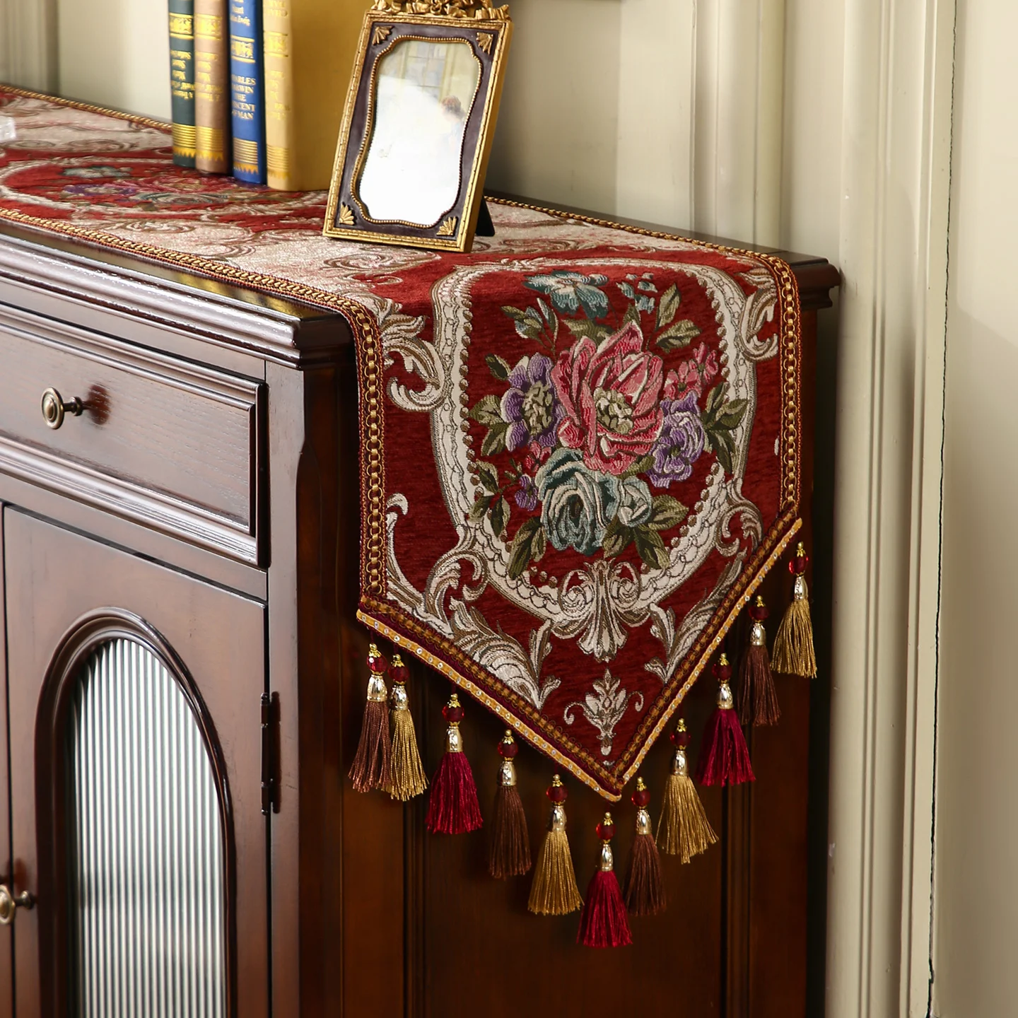 

Jacquard Embroidery Table Runner European Luxury Dining Room Table Runner Home Coffee Table Decor Long Strip TV Cabinet Cover