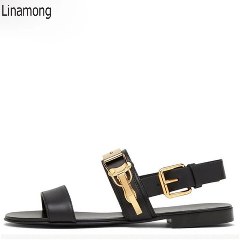 

Men's Non-slip Beach Shoes Fashion Metal Decoration Buckle Flat Sandals Tide Casual Leather Slippers Man Gladiator Sandals