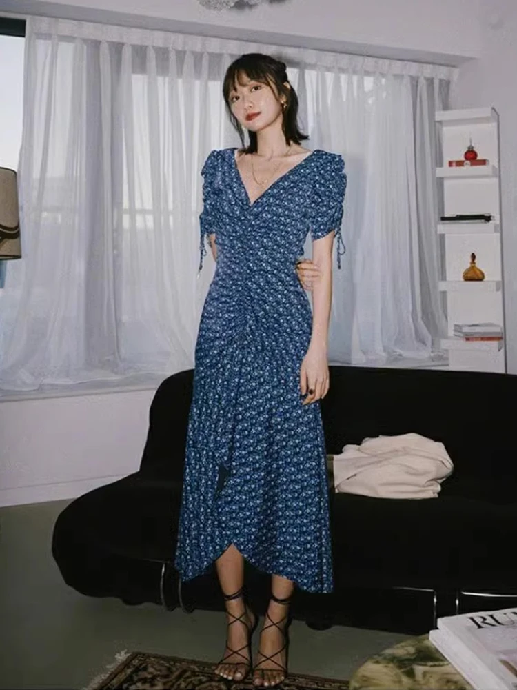 

Fashionable Blue Print Pleated V-Neck Asymmetrical Hem Slimming Midi Dress Bubble Sleeve Short Sleeve High Waist Chiffon Dress