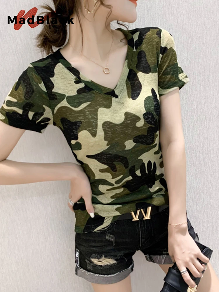 

MadBlack Summer 2023 New European Clothes T-Shirt V-Neck Camouflage Print Women Slim Casual Tops Short Sleeve Hot Tees T33610X