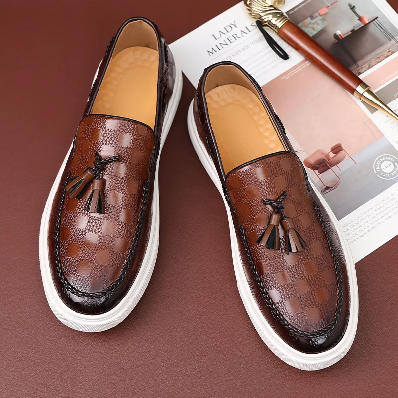 New Black Men\'s Vulcanize Shoes Brown Slip-On Sneakers Tassels Handmade Men Shoes Size 38-45