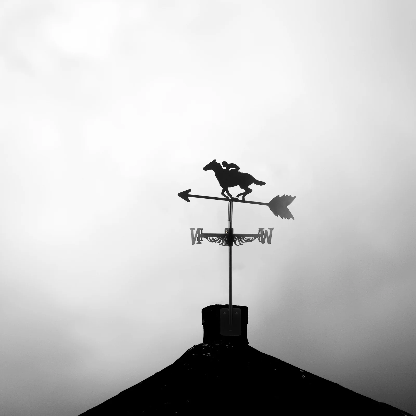 Stainless Steel Sprayed Racing Horse Weathervane Decorative Yard nament Wind Direction Indicator for Garden Shed