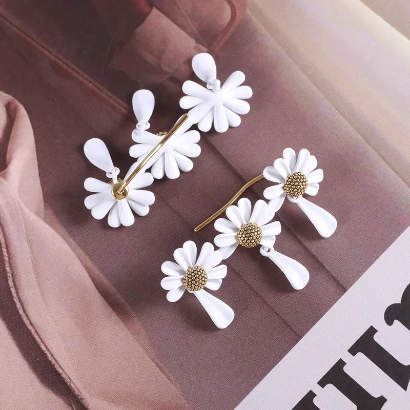 

European And American Jewelry Wholesale Hand-Painted Glaze Mori Daisy Flowers Sweet Earrings