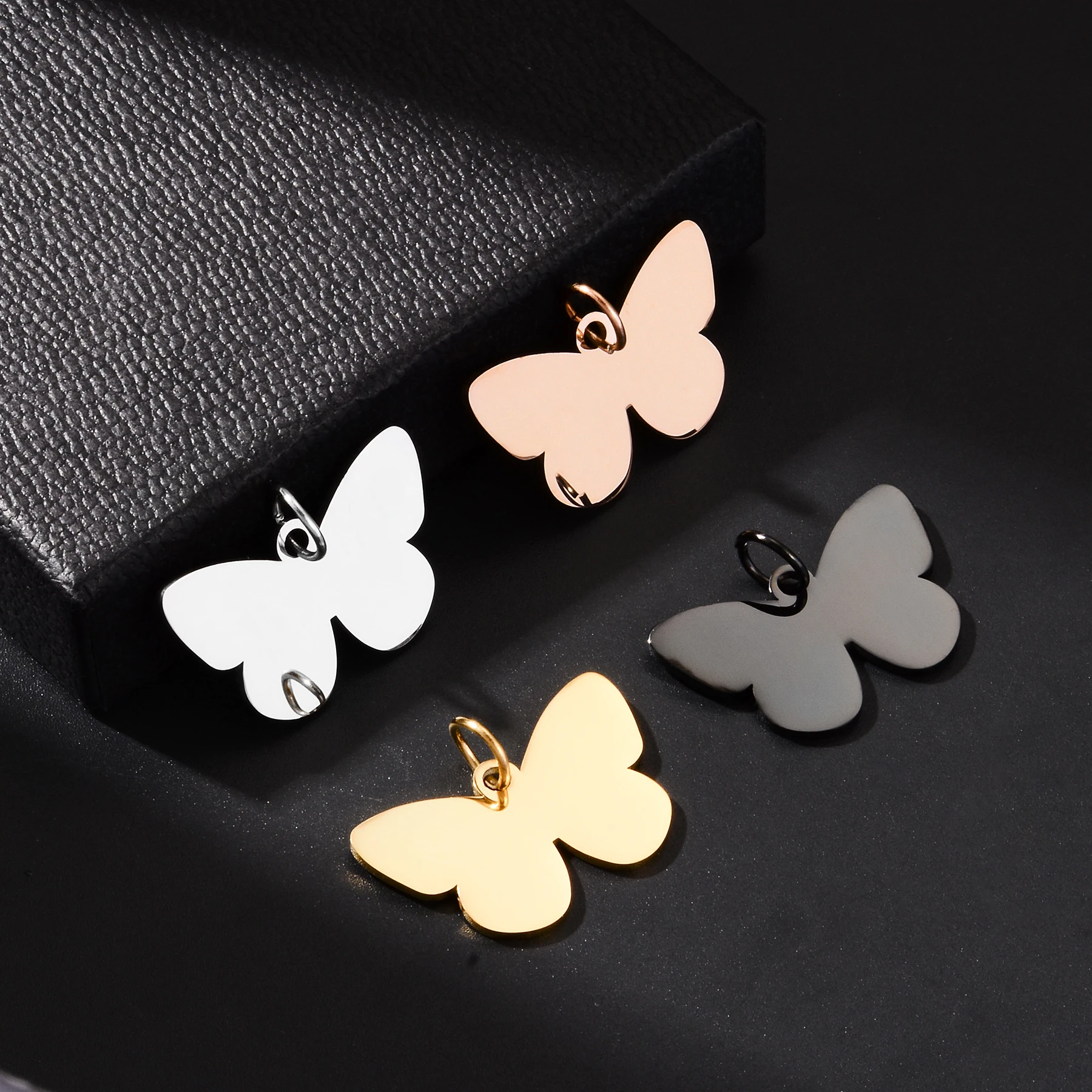 3Pcs 4 Colors Stainless Steel Butterfly Dog ID Tags Pet Blank Dog Cat Name Medal Collar Puppy Tag Pendant  Accessories 18x30mm