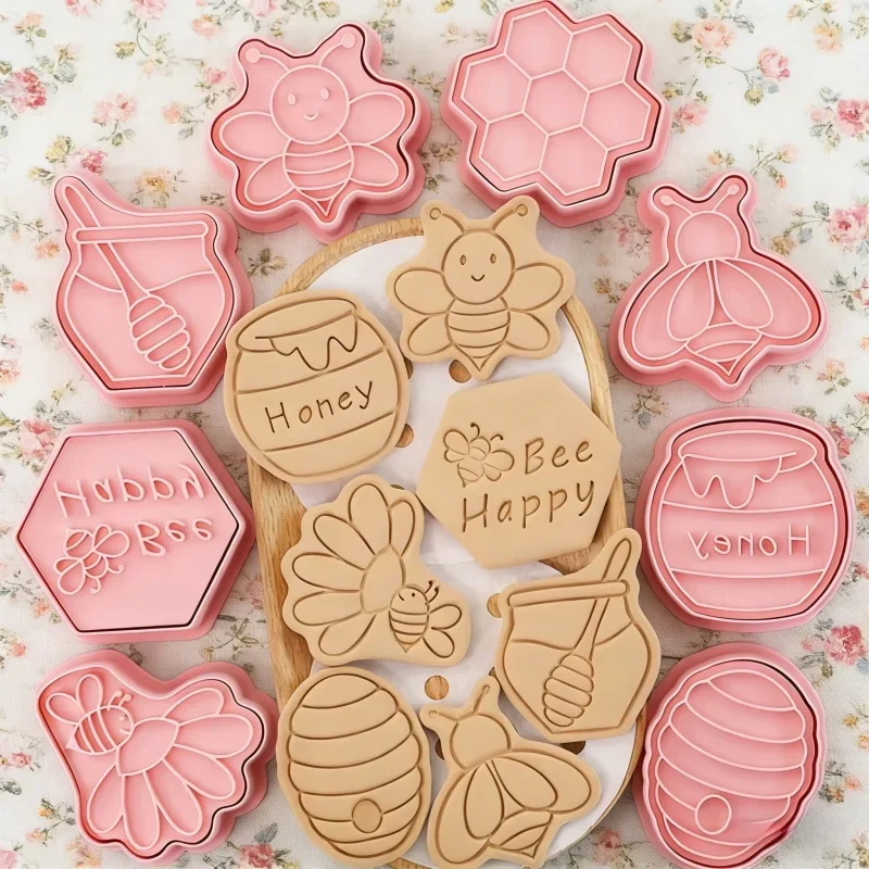 Plastic 3D Bee Baki…