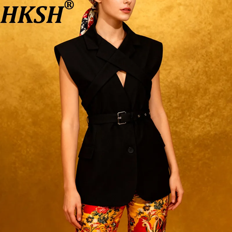 

HKSH 2026, весна-лето, новый женский жилет с отложным воротником и крестообразным дизайном, однобортный пиджак без рукавов с поясом, тренд HK18098