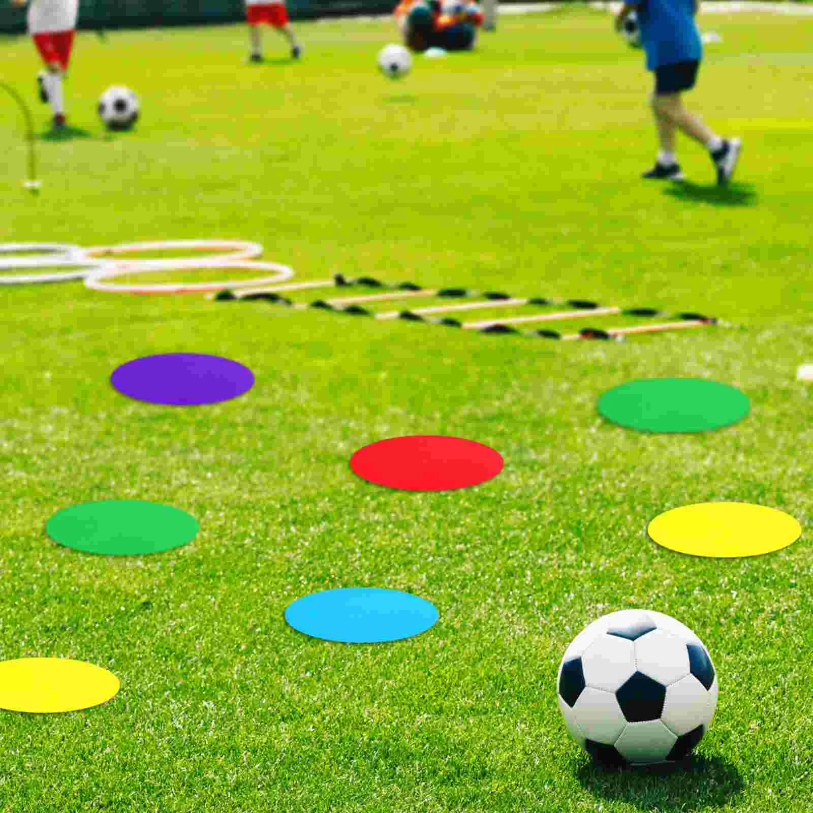 10pcs Soccer Training Markers Circular Floor Dots Plastic Equipment Red Yellow Green Signs for Football Field