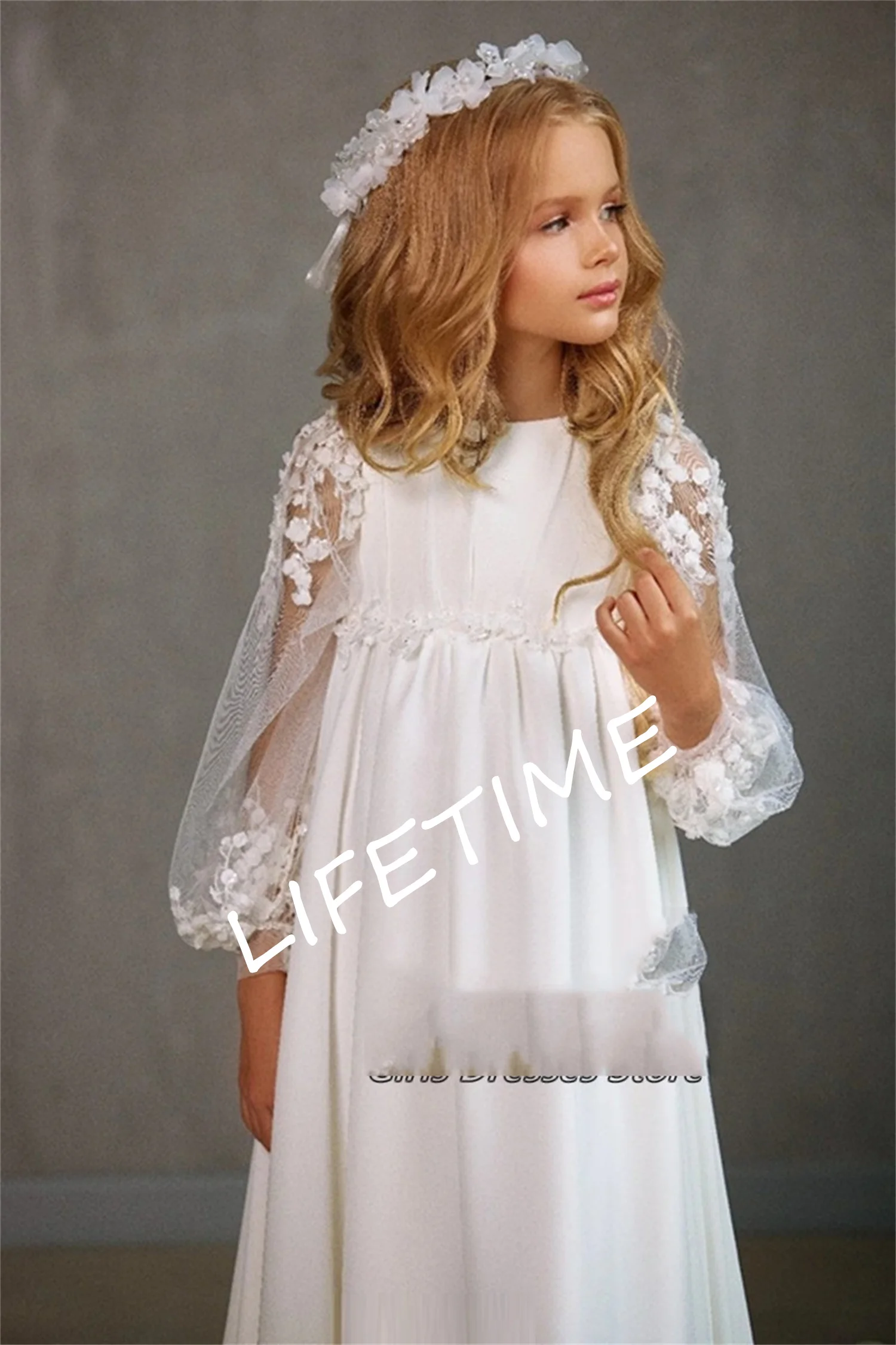 Elegant Boat Neck Transparent Long Sleeve Wedding Party Formal Occasion Lace Flower Girl Dress