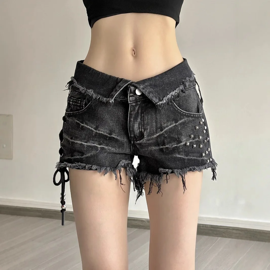 Hottie Street Locomotive Flanged Low-rise Denim Shorts Rivet Strap Jeans Shorts Women