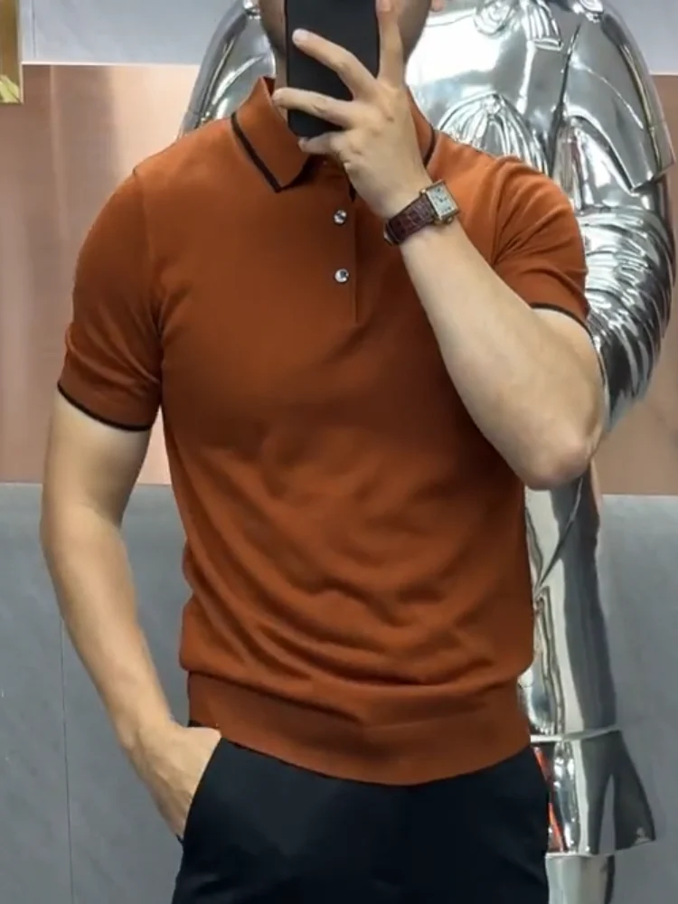 

Новая мужская трикотажная рубашка с коротким рукавом для весны и осени: высококачественная, мягкая, модная, универсальная, удобная, повседневная.