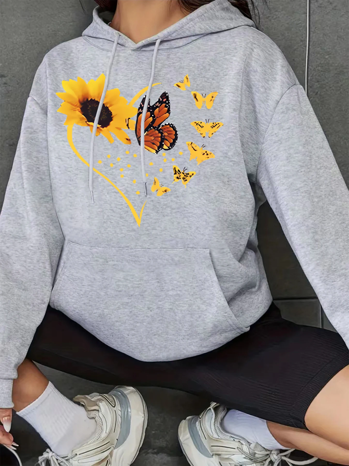 Sunflower & Butterfly Print Drawstring Hoodie Casual Long Sleeve Kangaroo Pocket Hooded Sweatshirts Women’s Fashion Sports Tops