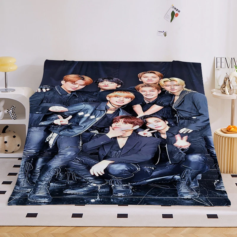 Nap Blanket Sofa Winter A-Stray A-Kids Warm Bed Fleece Camping Custom Kpop Fluffy Soft Blankets Microfiber Bedding King Size