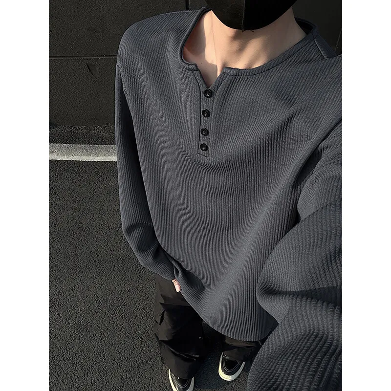 

White Long Sleeved T-shirt Men Fashion Black Casual T Shirt Men Streetwear Korean Loose Round Neck Pleated T-Shirt Mens Top