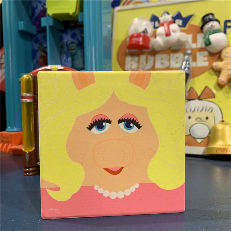 11cm cartoon Miss Piggy ceramics pad KERMIT frog figure toy kids collection Camilla model