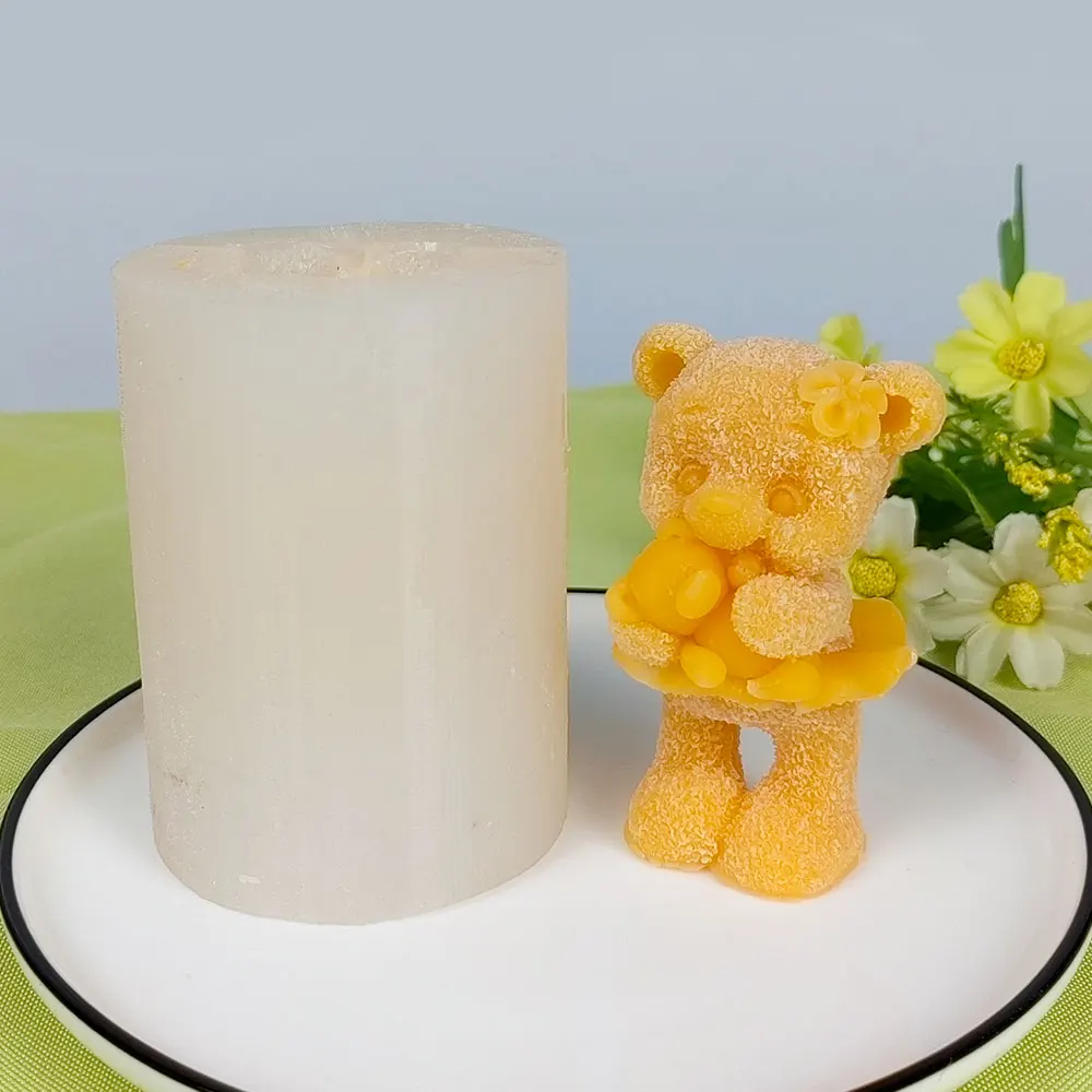 Silicone Mold Wearing A Dress Little Bear Holding A Toy Candle 3D Animals Moulds Soap Molds Wedding Birthday DW0635