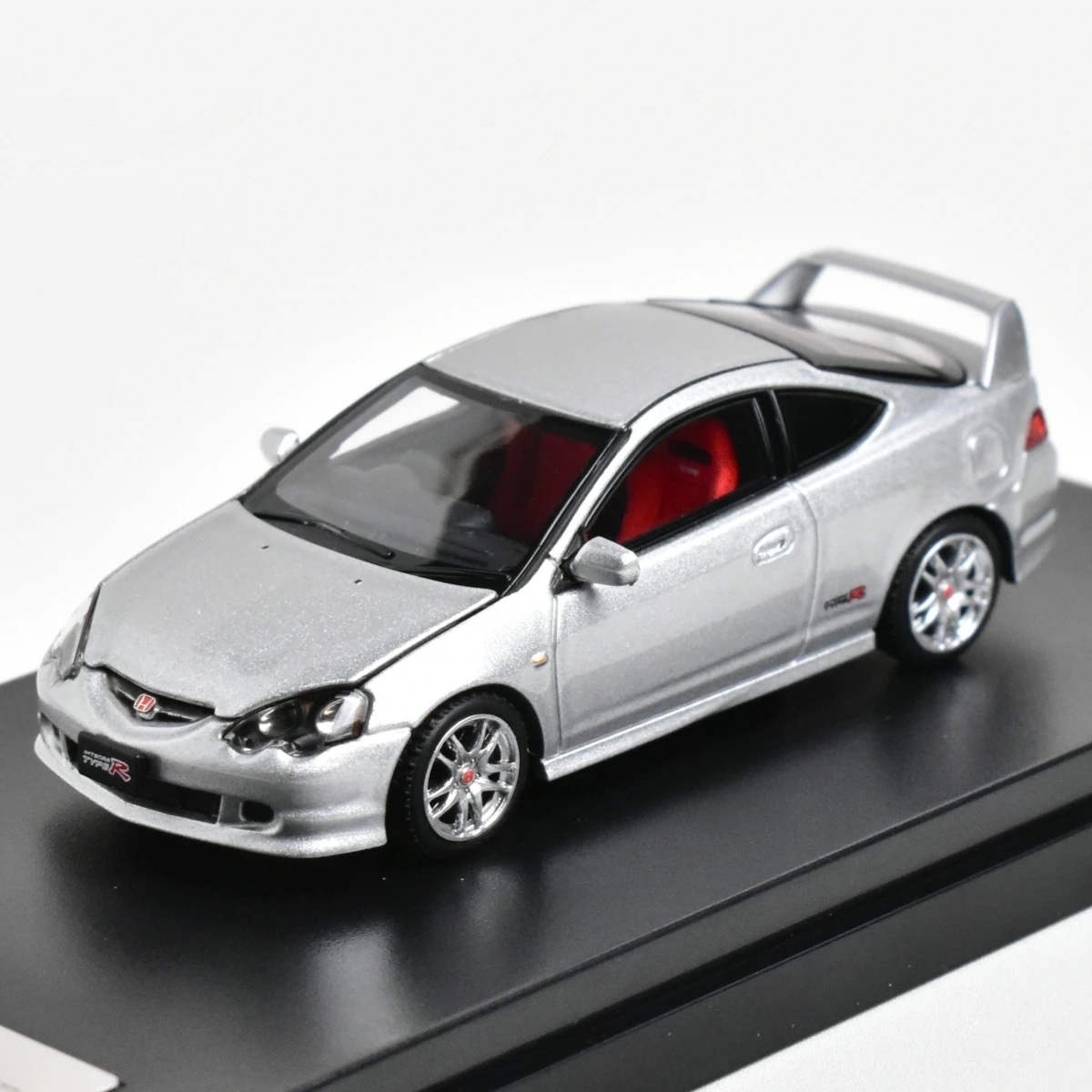 LCD 1:64 INTEGRA DC5 TYPE R Diecast Model Car