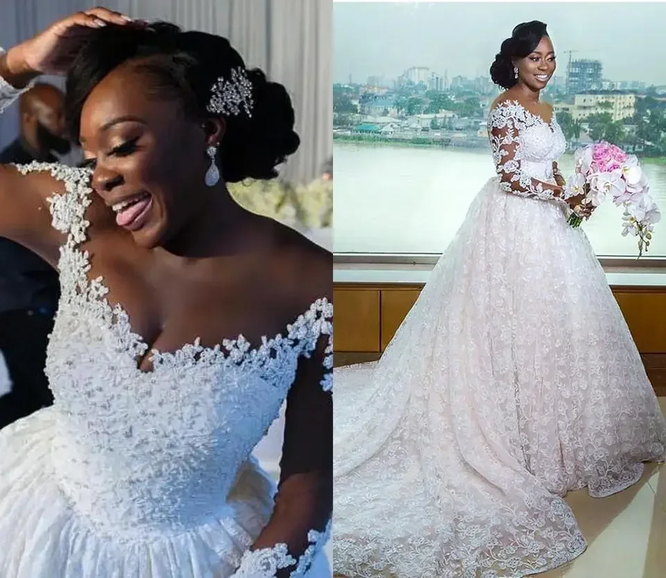 Personalizza abiti da sposa con abito da ballo in pizzo, maniche lunghe con applicazioni taglie forti, abiti sudafricani con gioiello sul retro