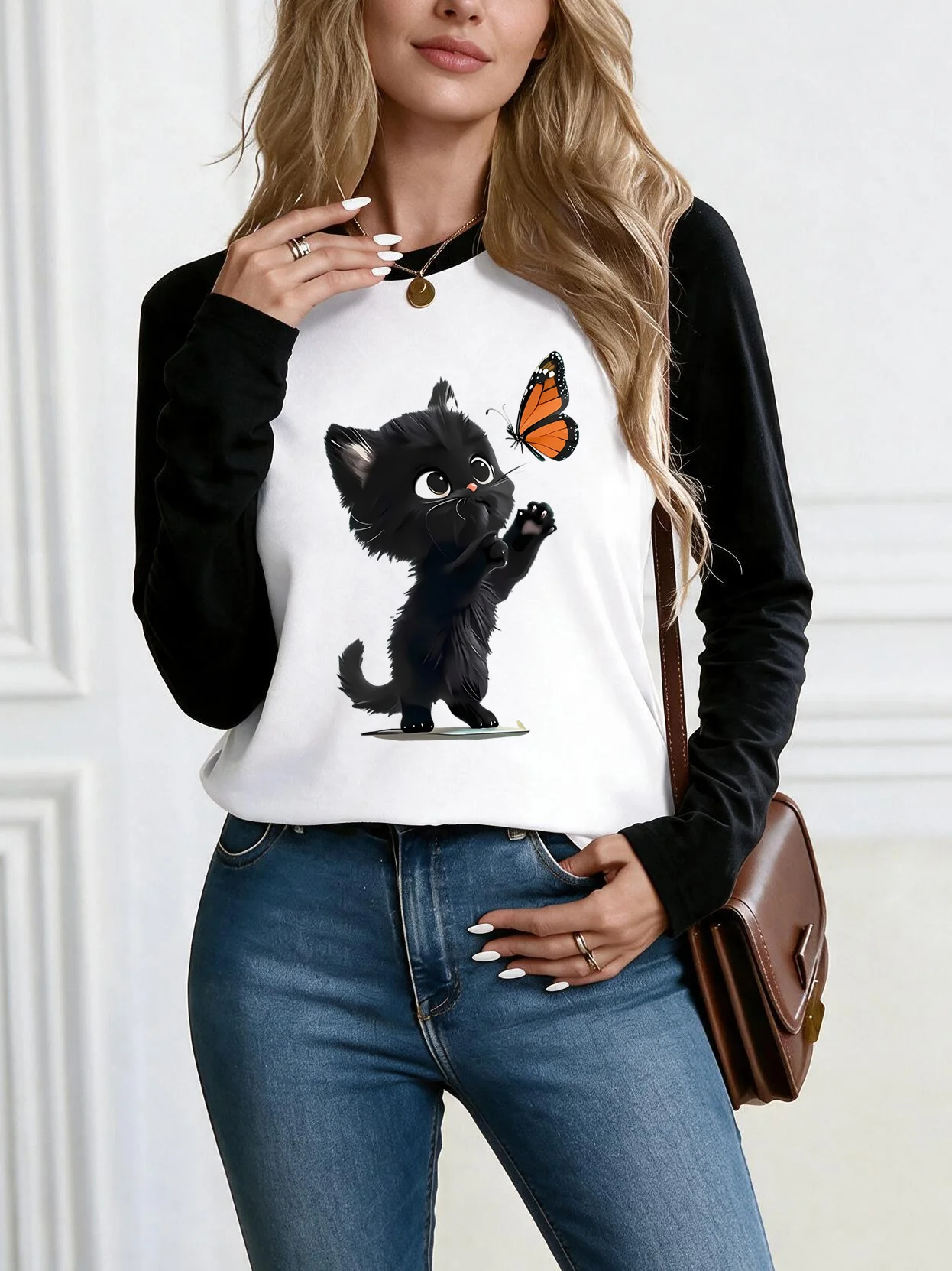 Women's Y2K Vintage Raglan Long Sleeve T-Shirt with Cute Black Cat and Butterfly Print Playful and Lively Design Tshirt Clothes