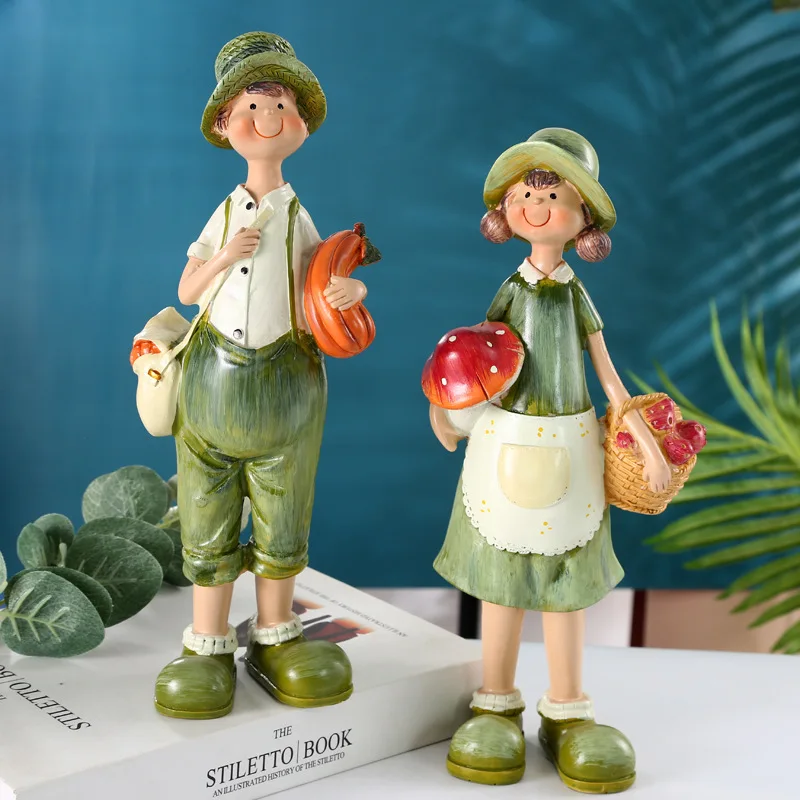 

Countryside Style Cartoon Figure Creative Resin Crafts Office accessories Living Room Foyer Home Decoration Gifts For Couples