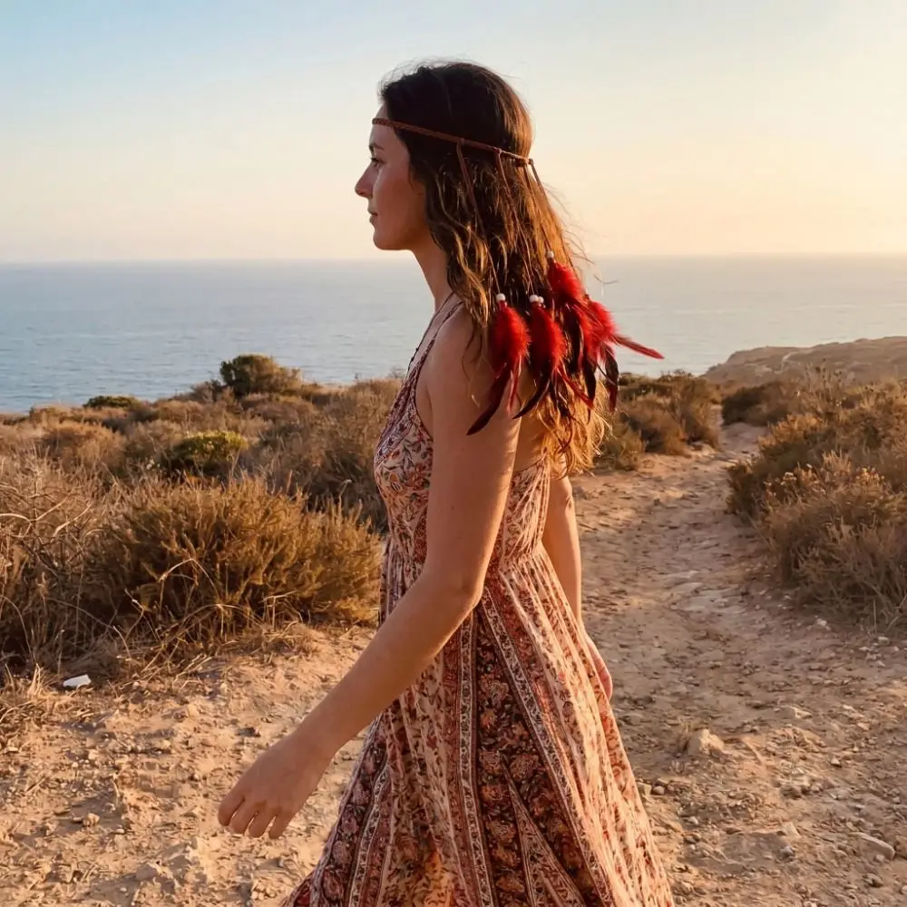 Cascading Tassels Bohemian Tassel Headband Intricate Beadwork Hand-tied Plumage Long Feather Headpiece Flowing Aesthetic