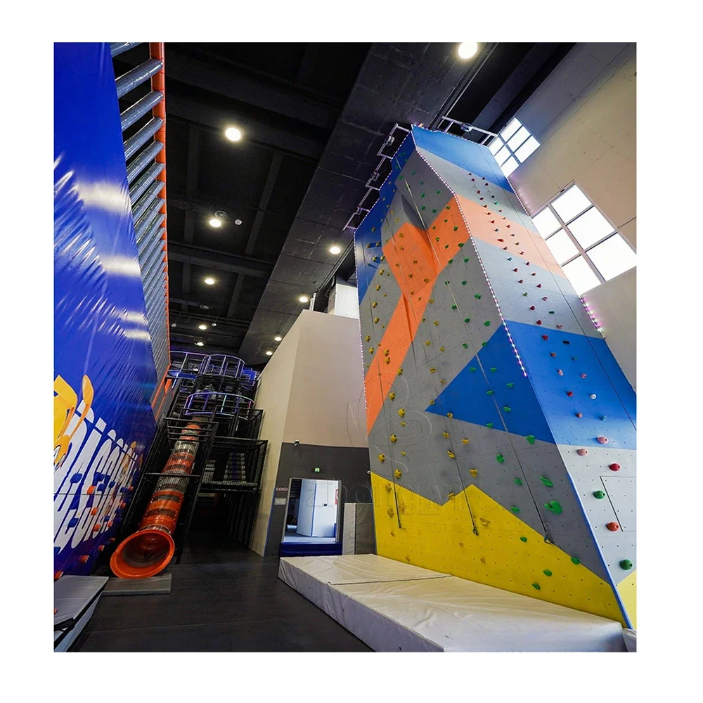 Pared de escalada en roca, parque infantil personalizado, juego suave