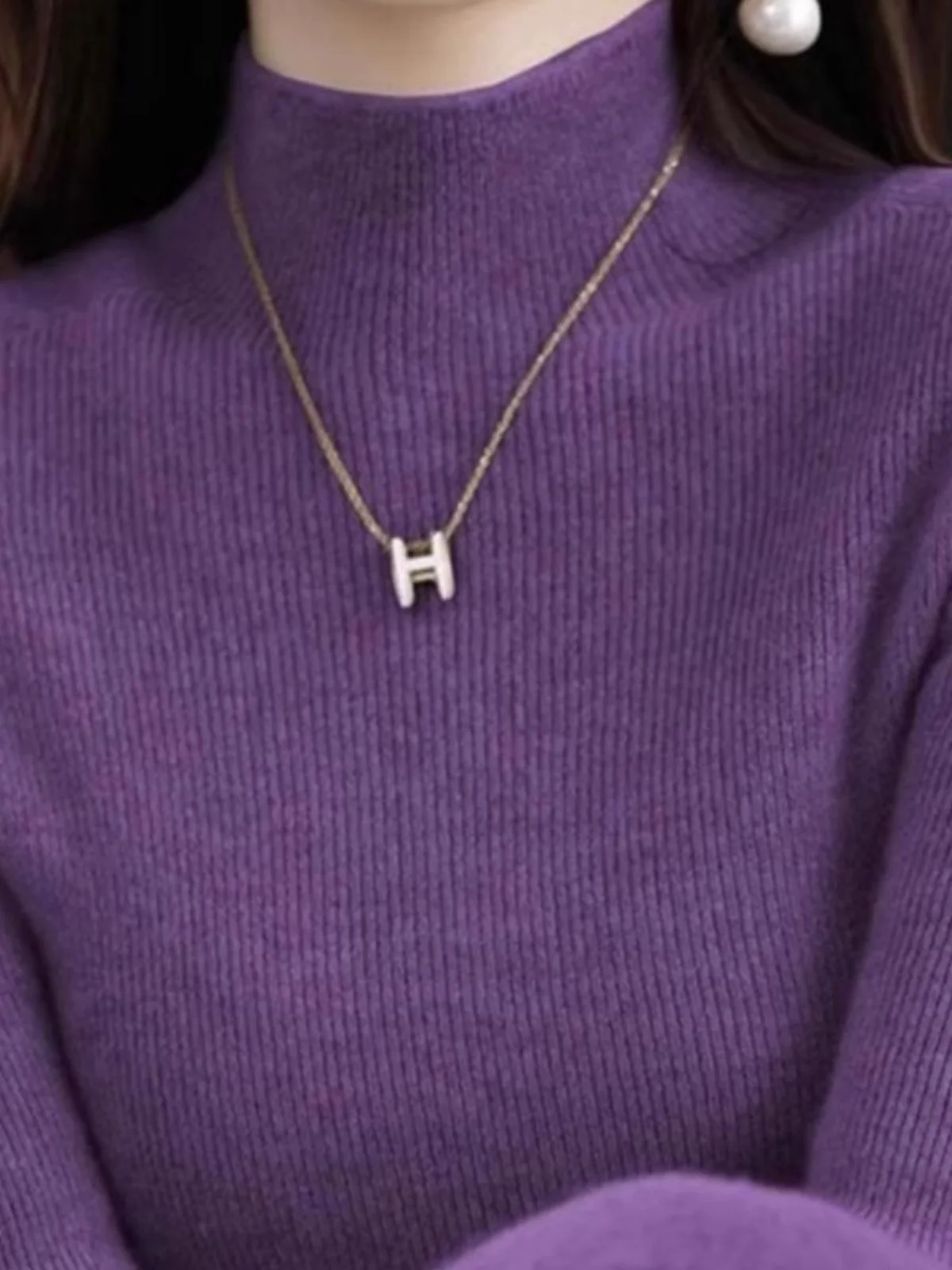 

Женский приталенный свитер из трикотажа с высоким воротником, утепленный, весенняя новинка, для повседневной носки, стандартный крой, с длинными рукавами