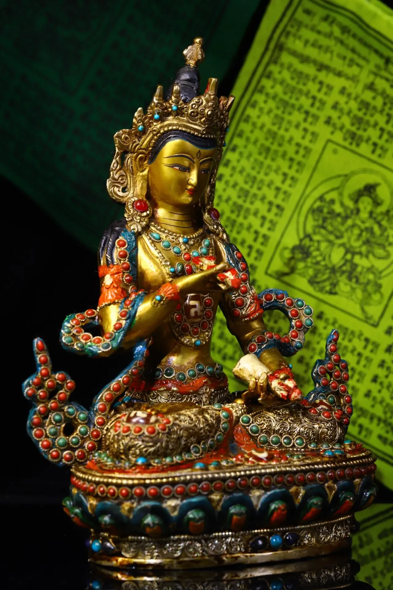 

9"Old Xizang Folk Collection Old Bronze Outline in gold Painted Mosaic Gem gZi Beads Vajrasattva Sitting Buddha Worship Hall