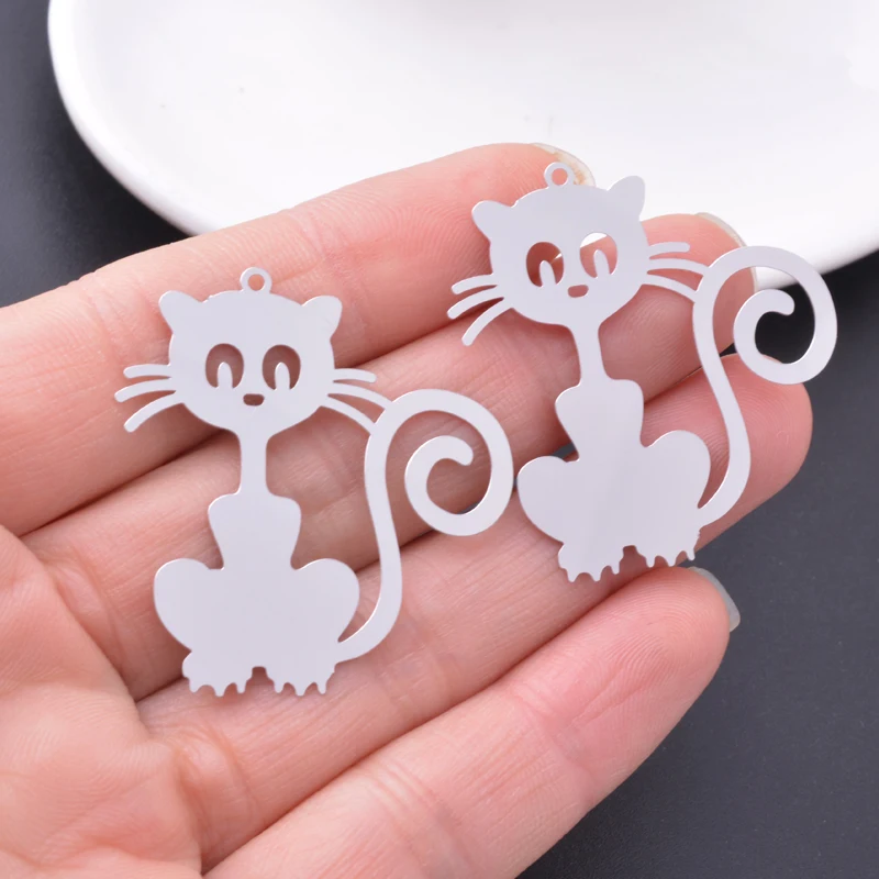 10 Stück Messing Edelstahl Lasergeschnittene Katzen-Anhänger Niedliche Tiere Schwarz Gold Farbe Katzen-Anhänger DIY Schmuck Großhandel Zubehör – Detail 9
