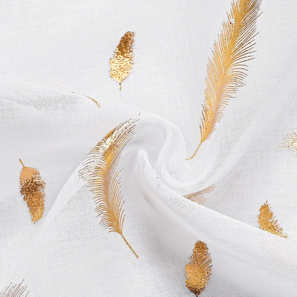 NH4041Small feather curtains for sun protection