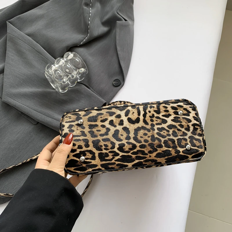 Leopard Print Handbag Women Crossbody Sling Purse 90s Evening Clutch Glossy Party Satchels Exact Replicas Brand Bag on Promotion