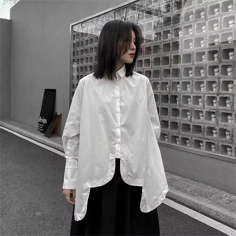 السيدات طويلة الأكمام قميص الربيع والخريف موضة جديدة الاتجاه غير المتماثلة تنحنح تصميم الترفيه فضفاضة كبيرة الحجم قميص طويل الأكمام