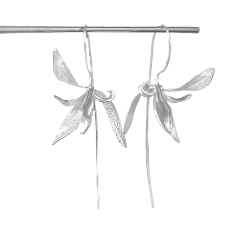 

Ink Chinese painting wind orchid grass ear hook new Chinese style literary and artistic niche brushed metal earrings