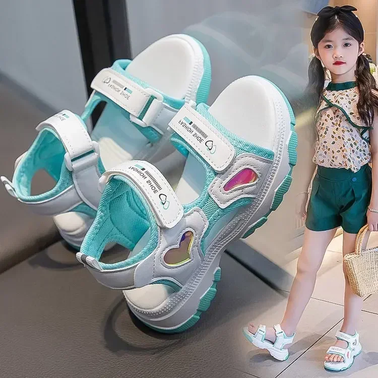 Girls' Sandals 2025 New Summer Kids Princess Beach Shoes for Vacation Soft Sole Anti Slip Girls Candy Color Flats Wear-resistant