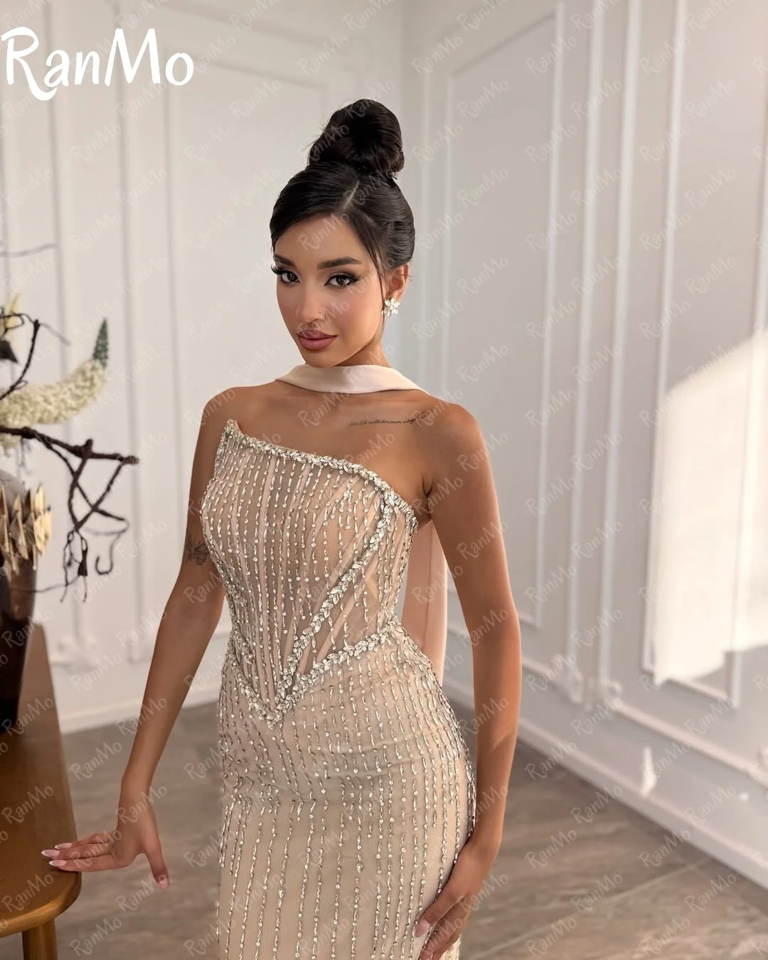 Ranmo 2025 مخصص بلا أكمام حورية البحر فساتين لحضور الحفلات الموسيقية بدون حمالات المحدبة وشاح شرابات طول الأرض فساتين الحفلات Fساتين