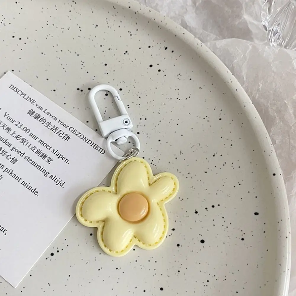 Funny Korean Style Flower Keychain Mini Kawaii Resin Floral Keyring Cute Colorful Bloom Pendant Bag Pendant