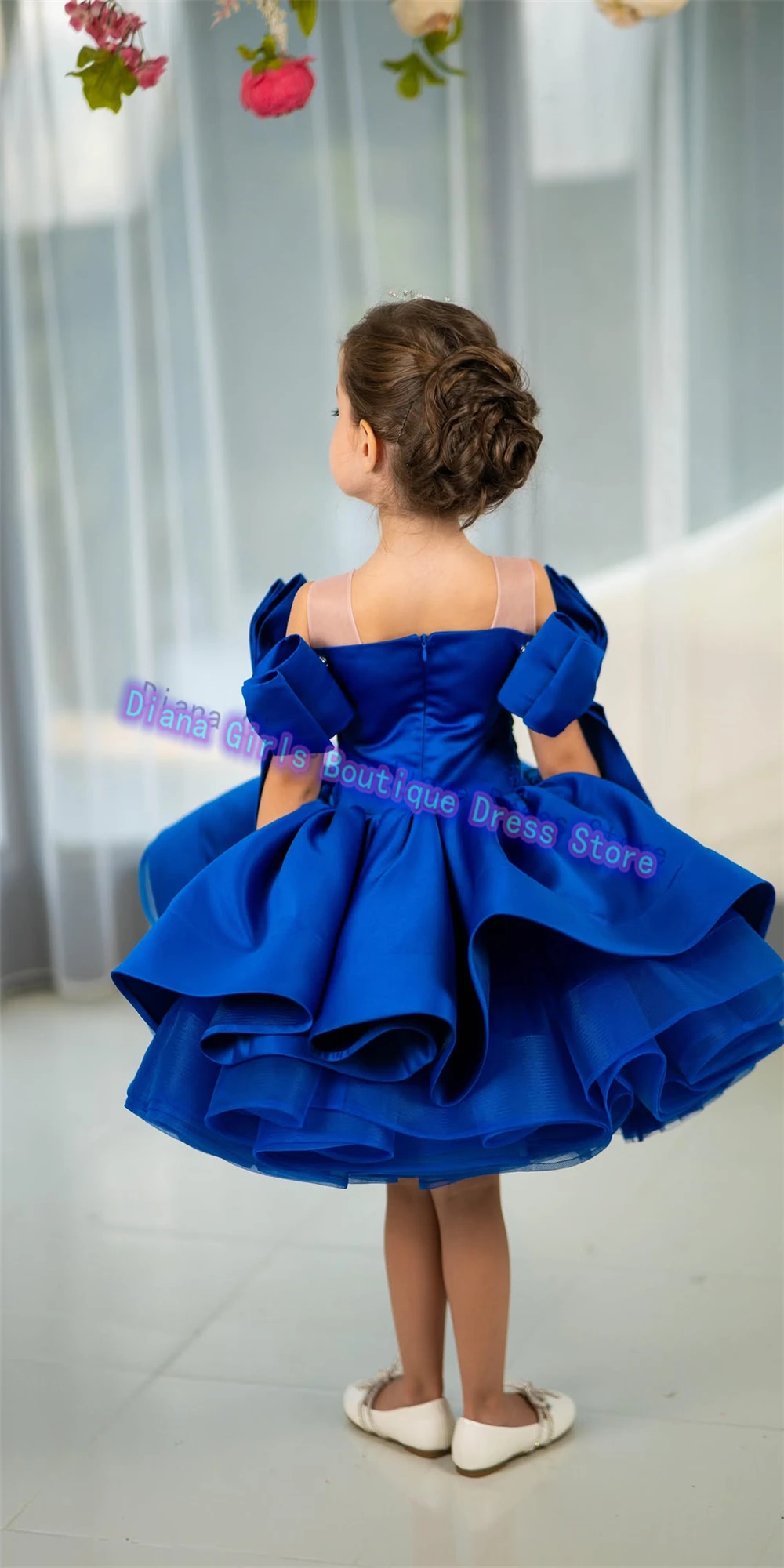 Vestido encantador de calidad para niñas pequeñas, vestido de flores para niñas, vestido de princesa de satén azul real para banquete, vestidos de noche para fiesta de cumpleaños para niños