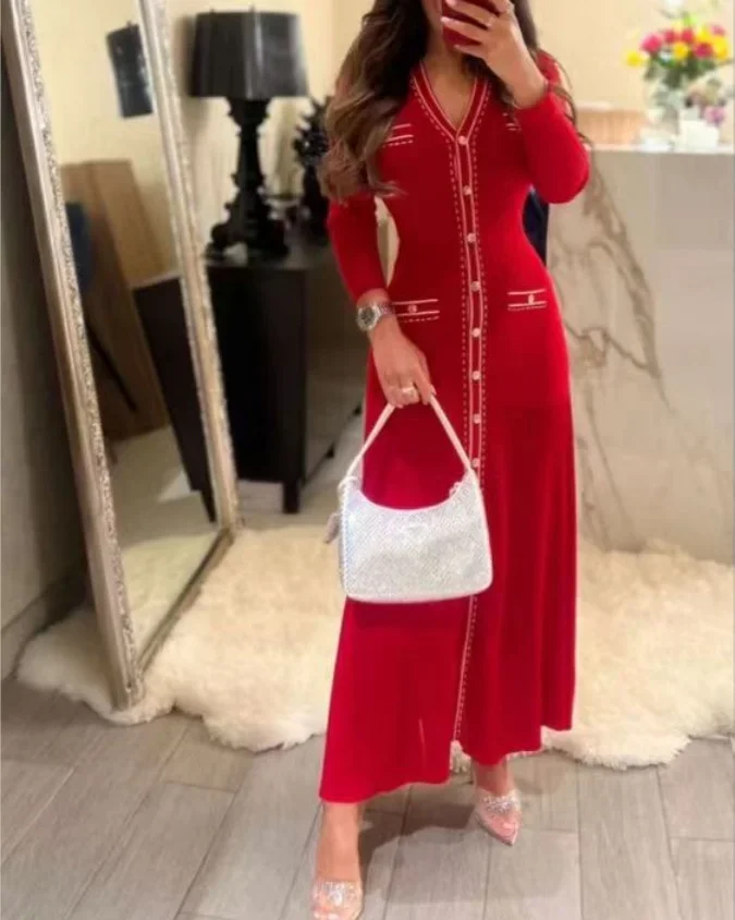 2022 Autumn French Retro Red V-neck Single-Breasted Knitted Slim Long Dress Comfortable Casual Office Ladies Metal Button Dress