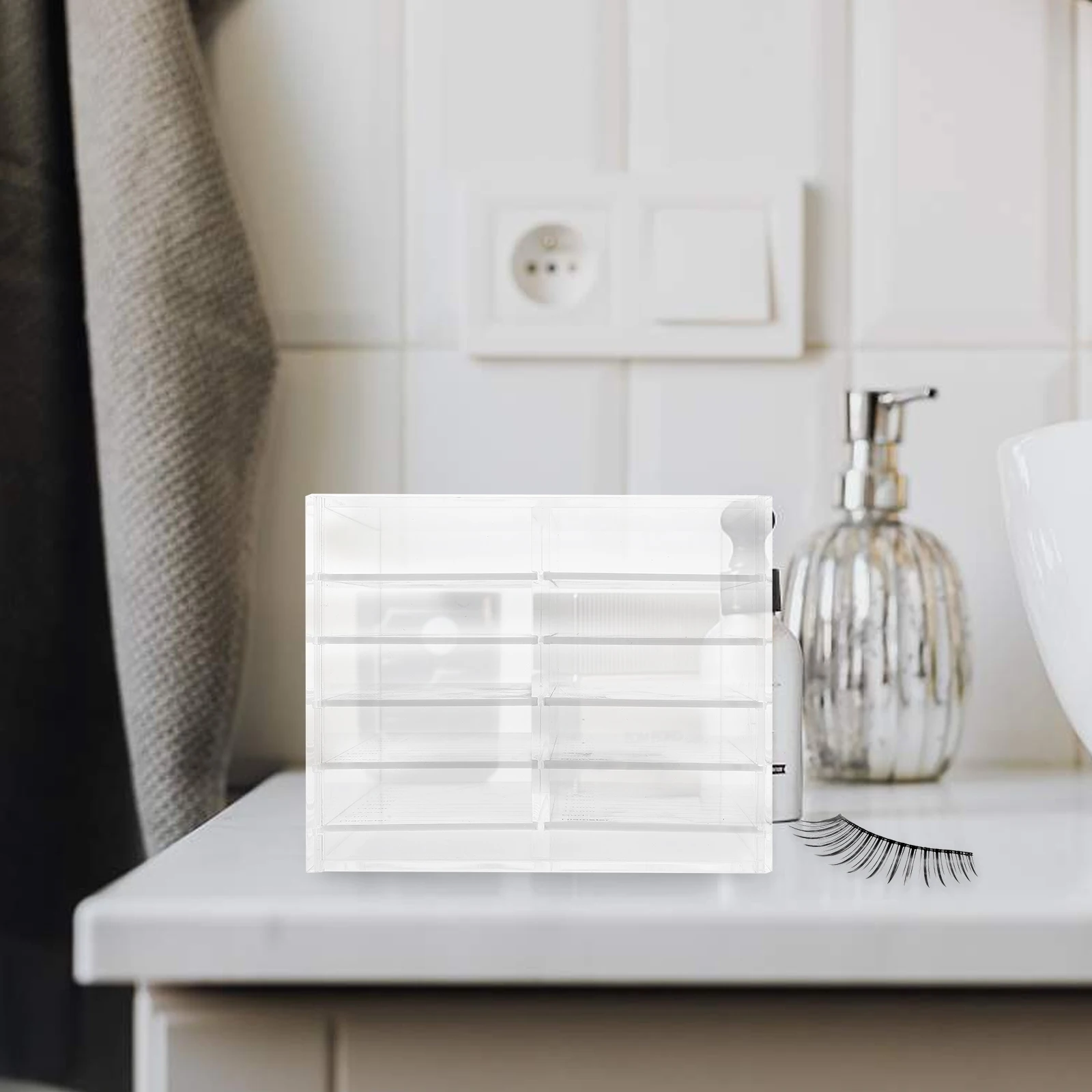 

Transparent Acrylic False Eyelashes Storage Display Multi-layer Layers Makeup Holder Carrying Case