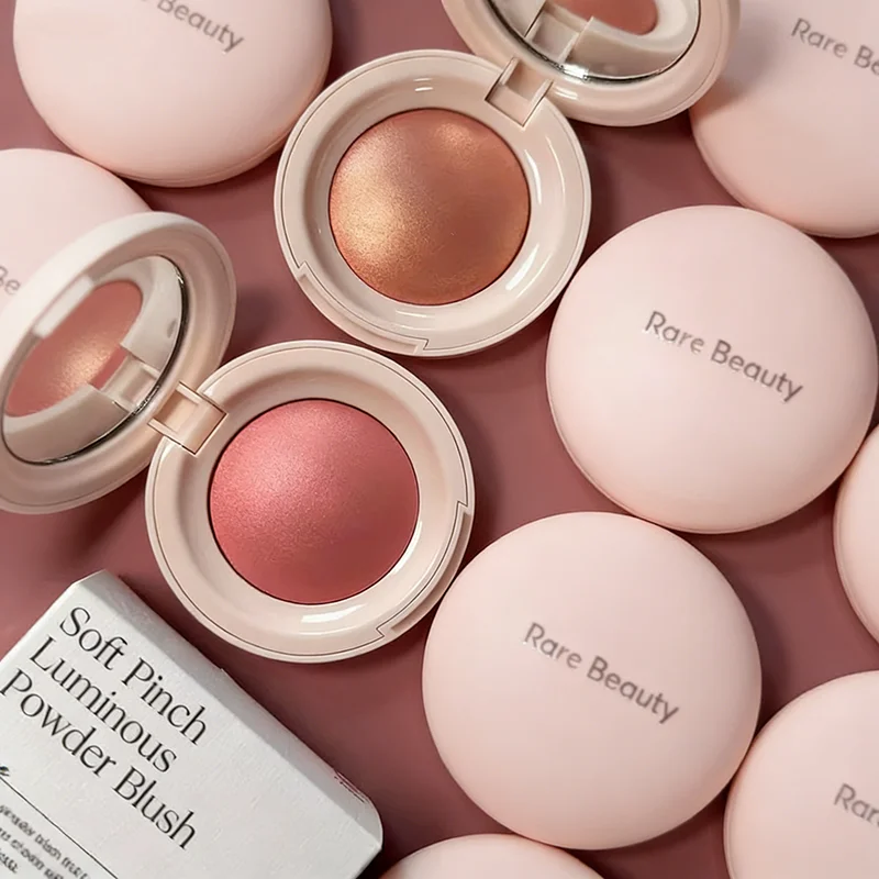 بودرة أحمر خدود ناعمة أحادية ا - مراجعة Rare Beauty Makeup Highlighter وسعره