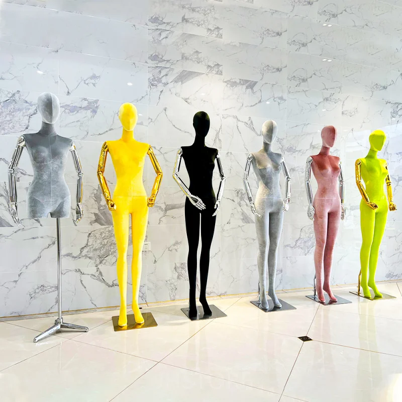 customized.Luxury Fiberglass Lady Mannequin Display Clothing Women Dress Form Velvet Full Body Female Mannequin with Flexib