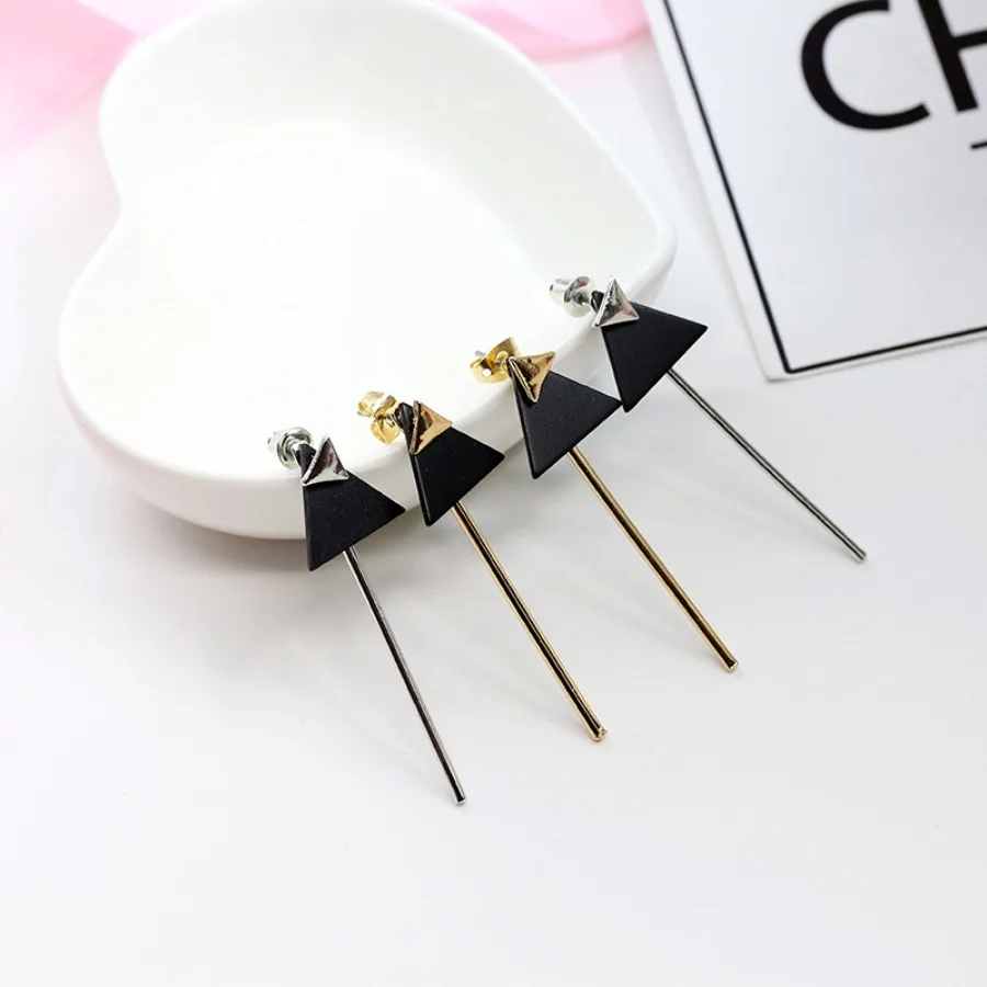 1 Pair Geometric Double-layer Triangular Tassel Long Stud Earrings Are Fresh and Versatile